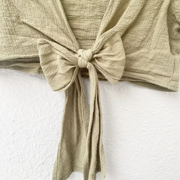 Princess Polly - Army Green, Light Front Tie, Crop Top, 100% Cotton, Size 6 - Picture 2 of 7